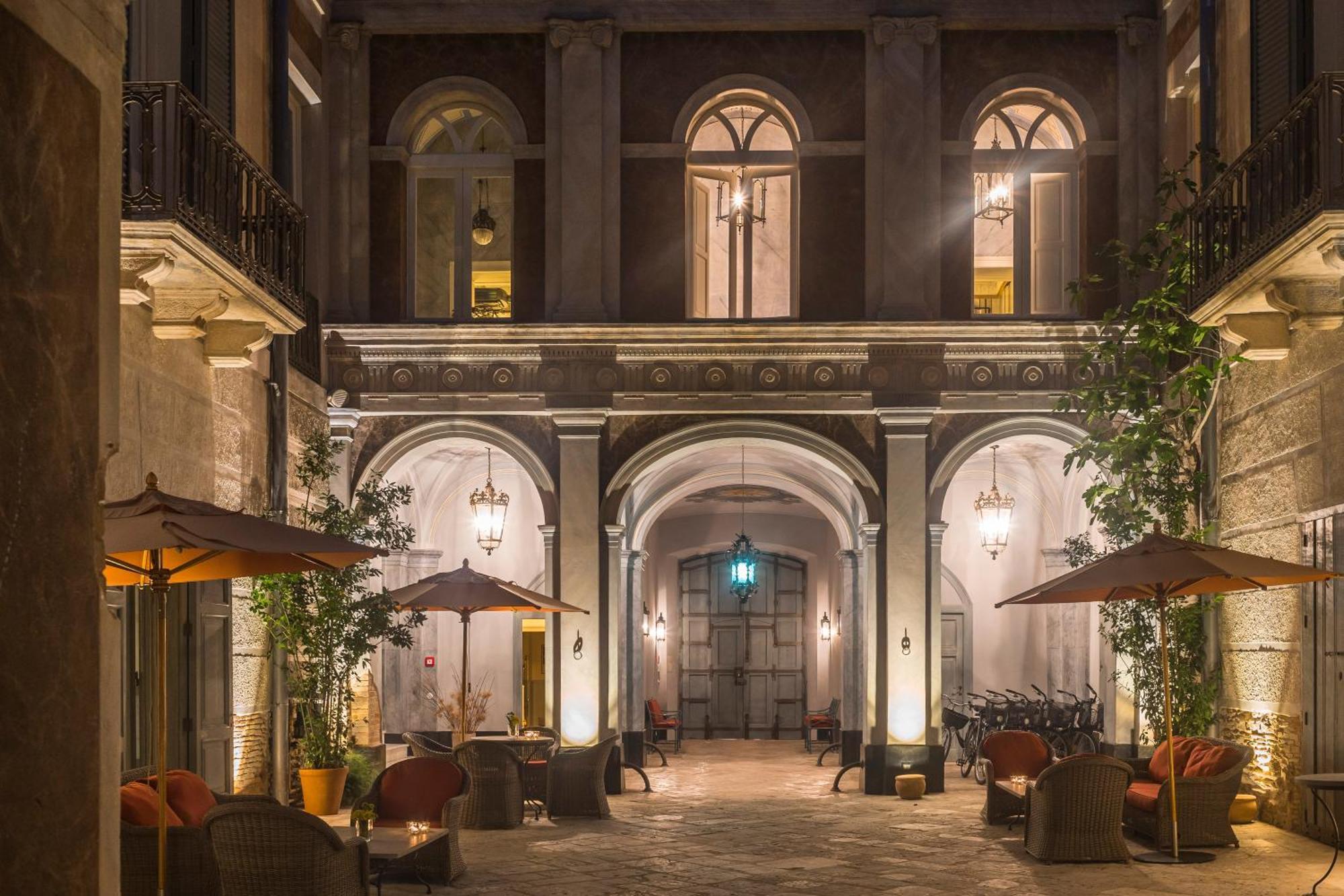 Palazzo Margherita Bernalda Esterno foto