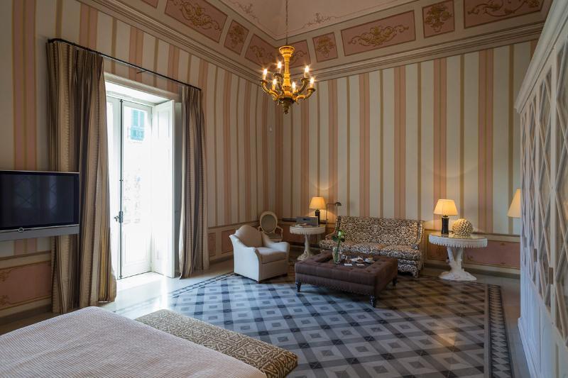 Palazzo Margherita Bernalda Esterno foto